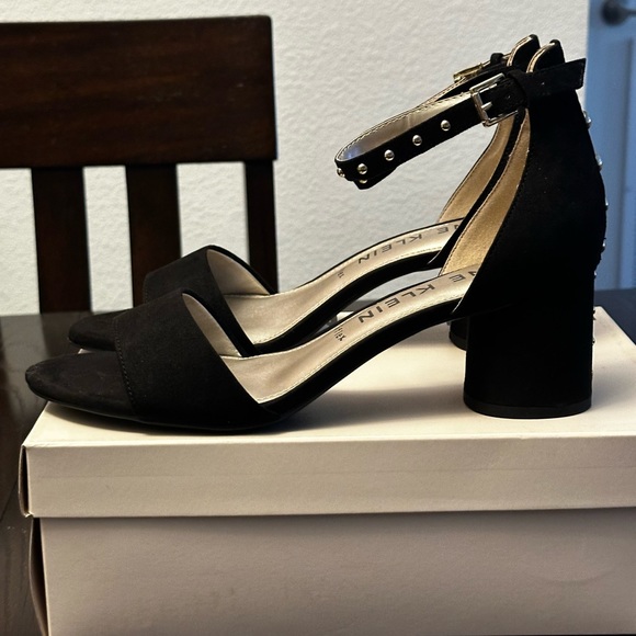 Anne Klein Sandal - Picture 3 of 7